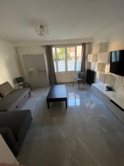 Superbe Appartement Vanves T3 Avec Parking Kültér fotó